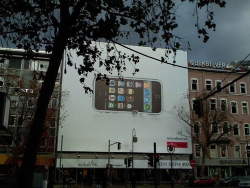 iphoneberlin1_500.jpg